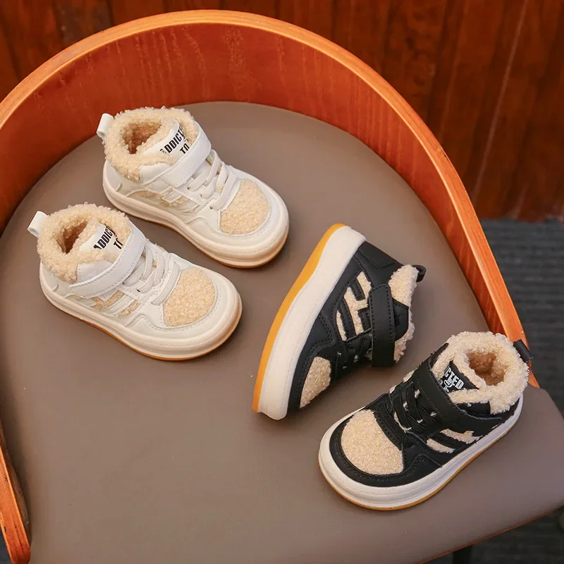 Bottes de neige chaudes en peluche pour enfants, chaussons de rinçage, baskets d'extérieur, chaussures de sport de course, garçons, filles, bébé, enfants, mode, hiver