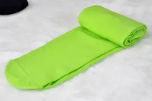 light-green-019
