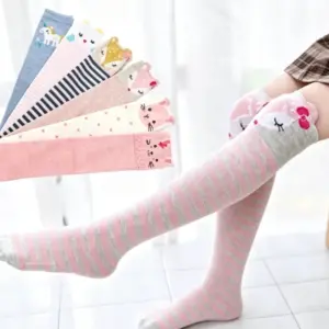 Chaussettes courtes chaudes pour bébés et enfants, adorables chaussettes montantes en coton à motifs de dessins animés pour filles, avec motifs d'animaux mignons