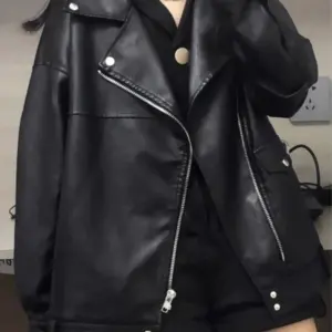Vestes en similicuir PU noir pour femmes, style motard européen, couleur unie, coupe oversize décontractée